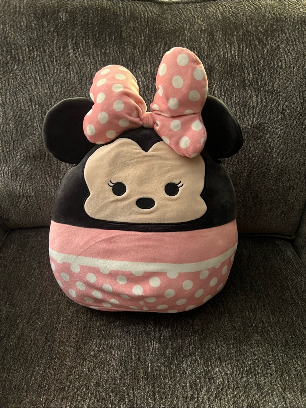 Disney Minnie Mouse Squishmallow Pink